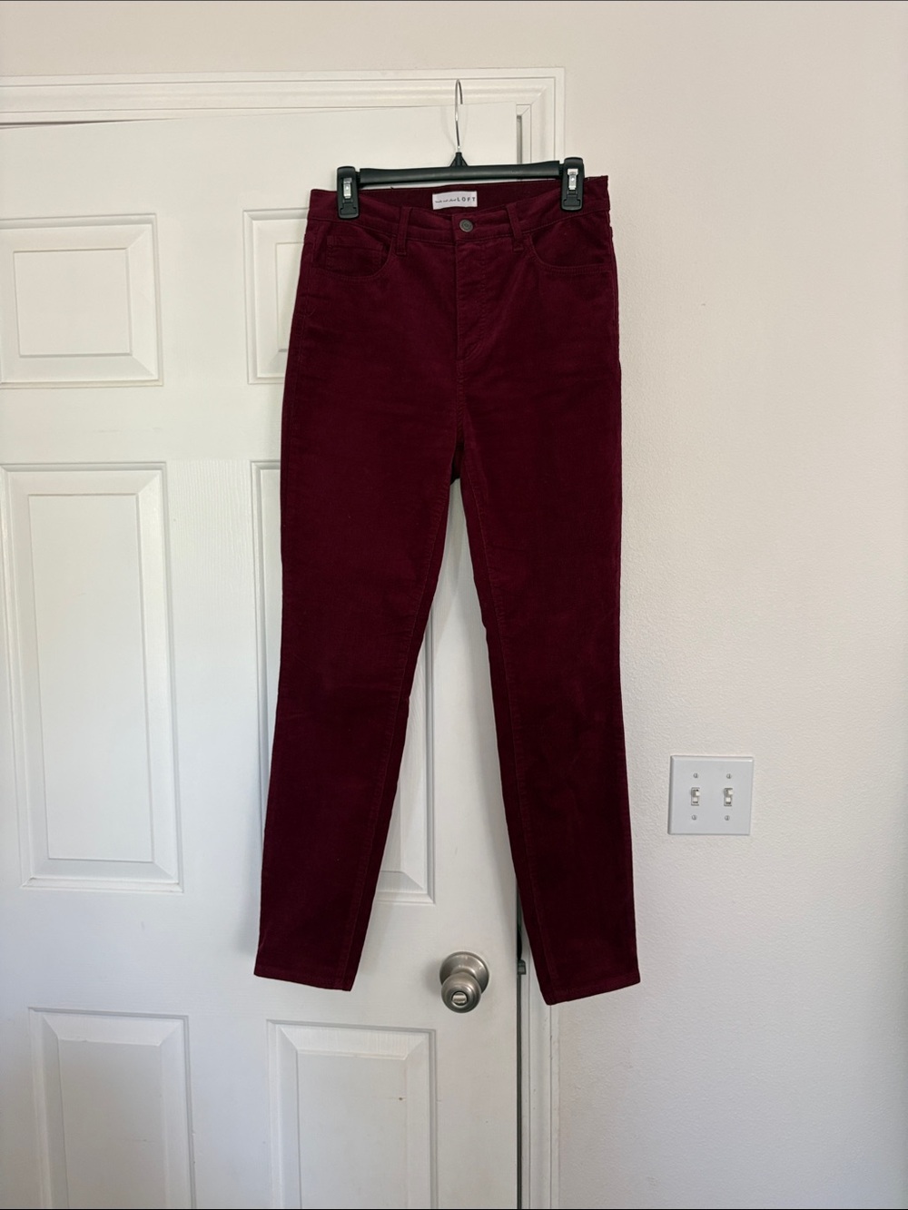 LOFT Women's Skinny Corduroy Jeans in Deep Wine